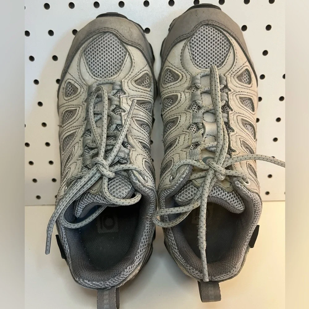 Oboz Sawtooth II Low Women's Hiking Shoes Size 7 Gray Lace Up